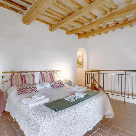 Aparthotel Torre Rasa 3*